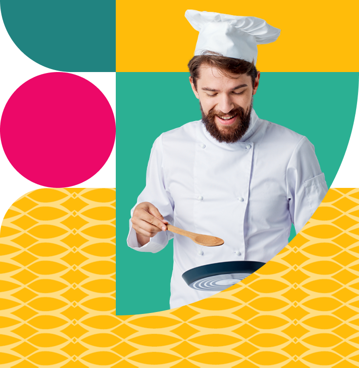 Chef sonriendo y cocinando